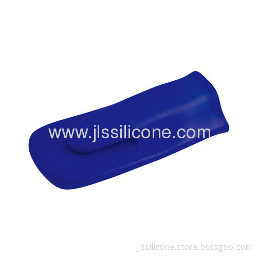 Embossed Silicone Bakeware Oven Glove In Deep Blue